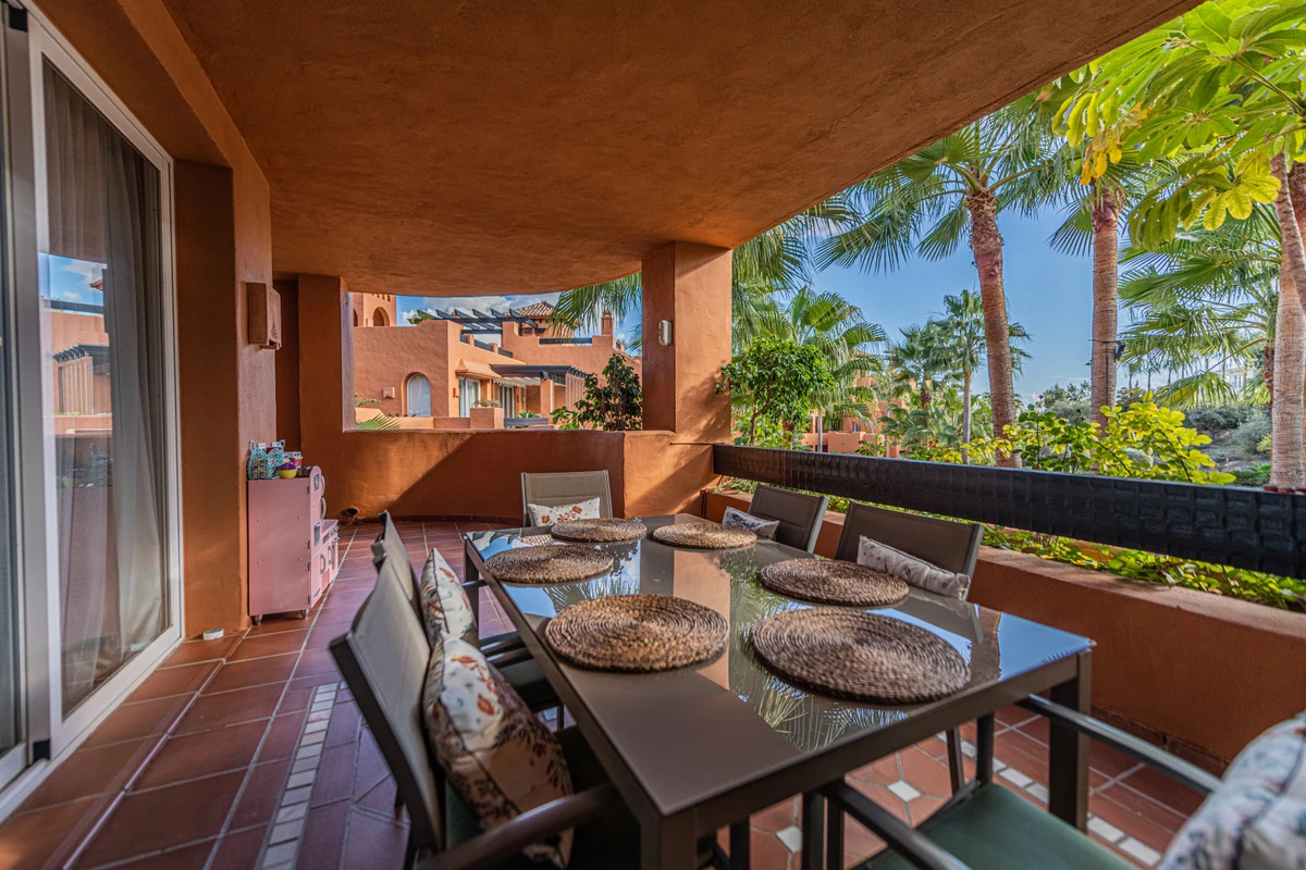 1-7980e48d732b6fc85c14b43b94d2aa54