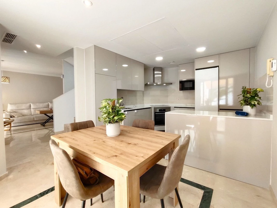 3-e898b2bb2a2fdfd06d2c39894dce8316