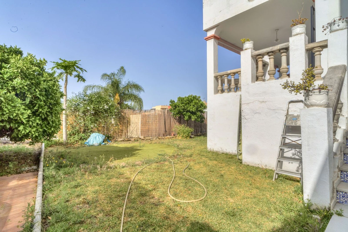 4-c23c0f86247804fa50226aecd8b0b2c8