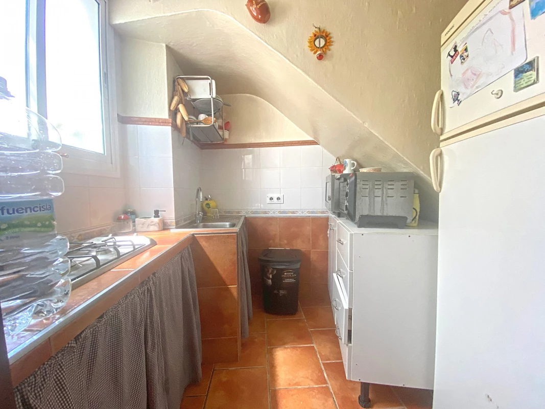 8-e64a9055bba3e77ac8aca3b893cdf826