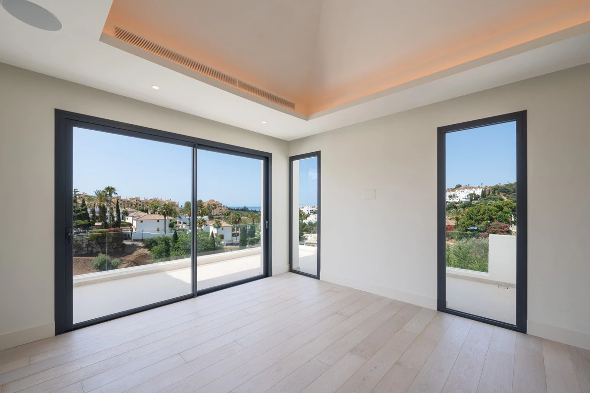 8-e64a9055bba3e77ac8aca3b893cdf826