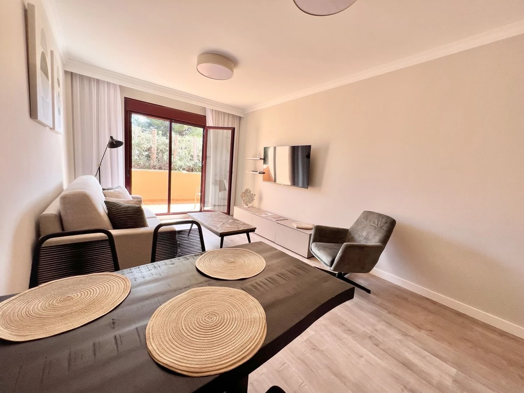 3-e898b2bb2a2fdfd06d2c39894dce8316