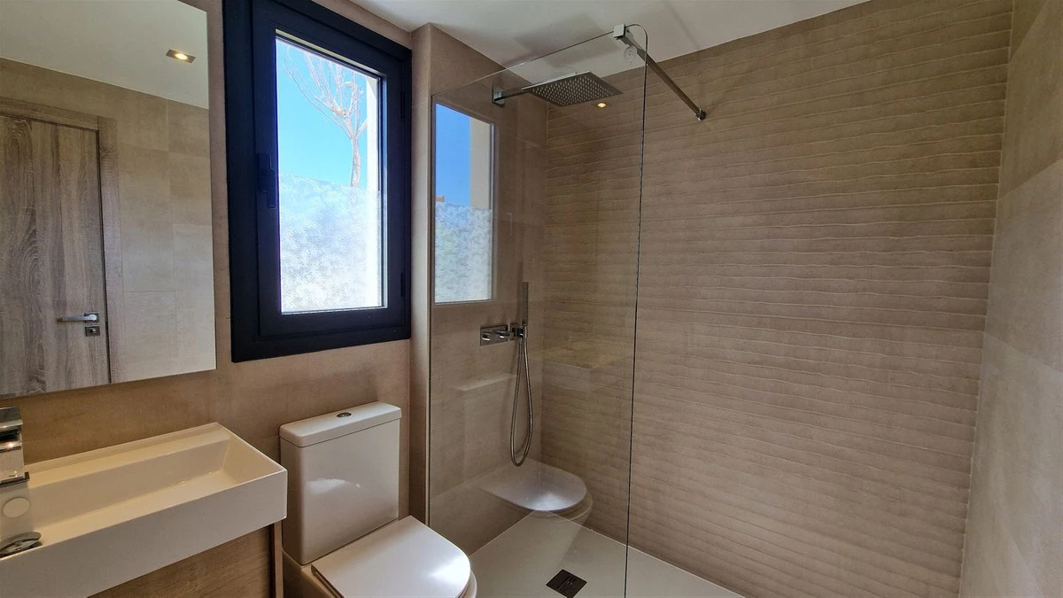 9-467d0cee5b725f3ef65f102a0c2e69c0