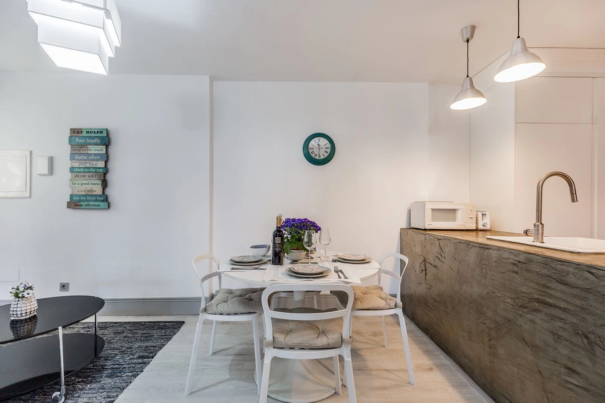 9-467d0cee5b725f3ef65f102a0c2e69c0