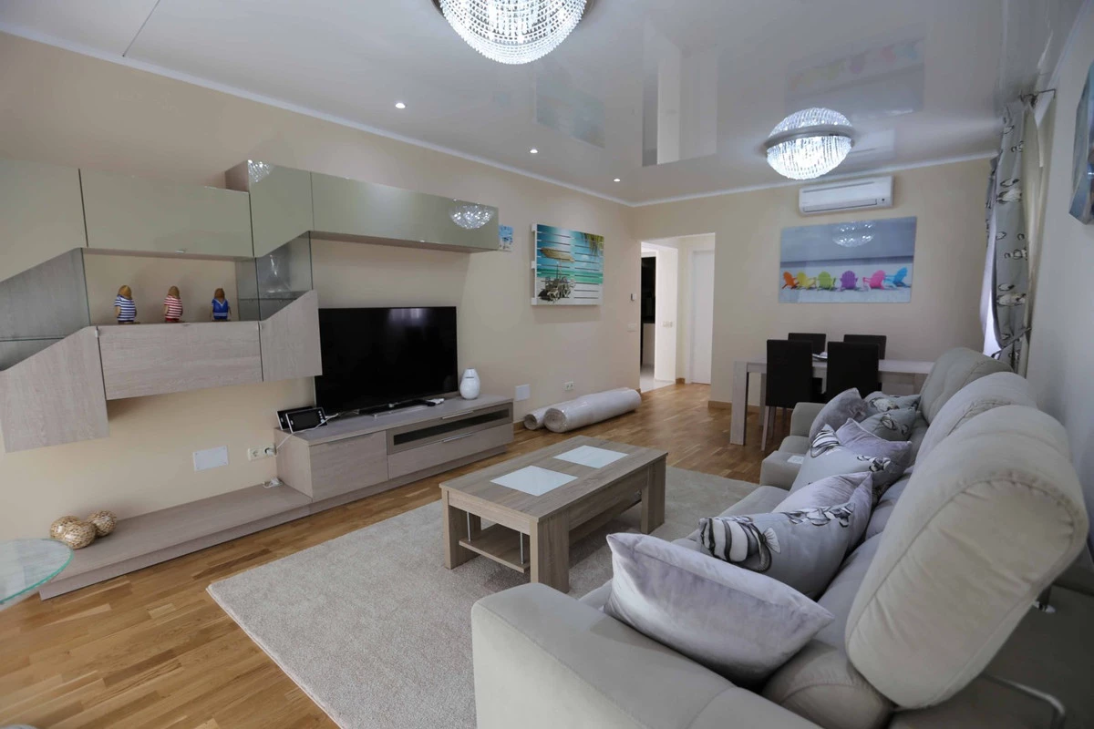 4-c23c0f86247804fa50226aecd8b0b2c8