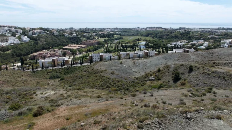 1-7980e48d732b6fc85c14b43b94d2aa54