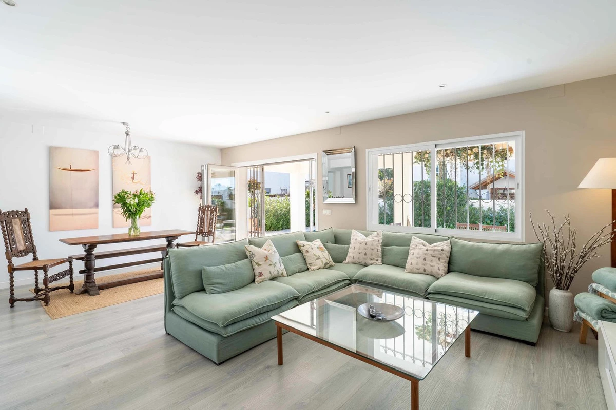 7-aa4cc561180b369757c0bb4af9886cd3