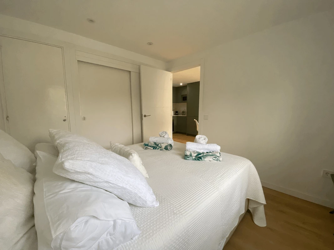 8-e64a9055bba3e77ac8aca3b893cdf826