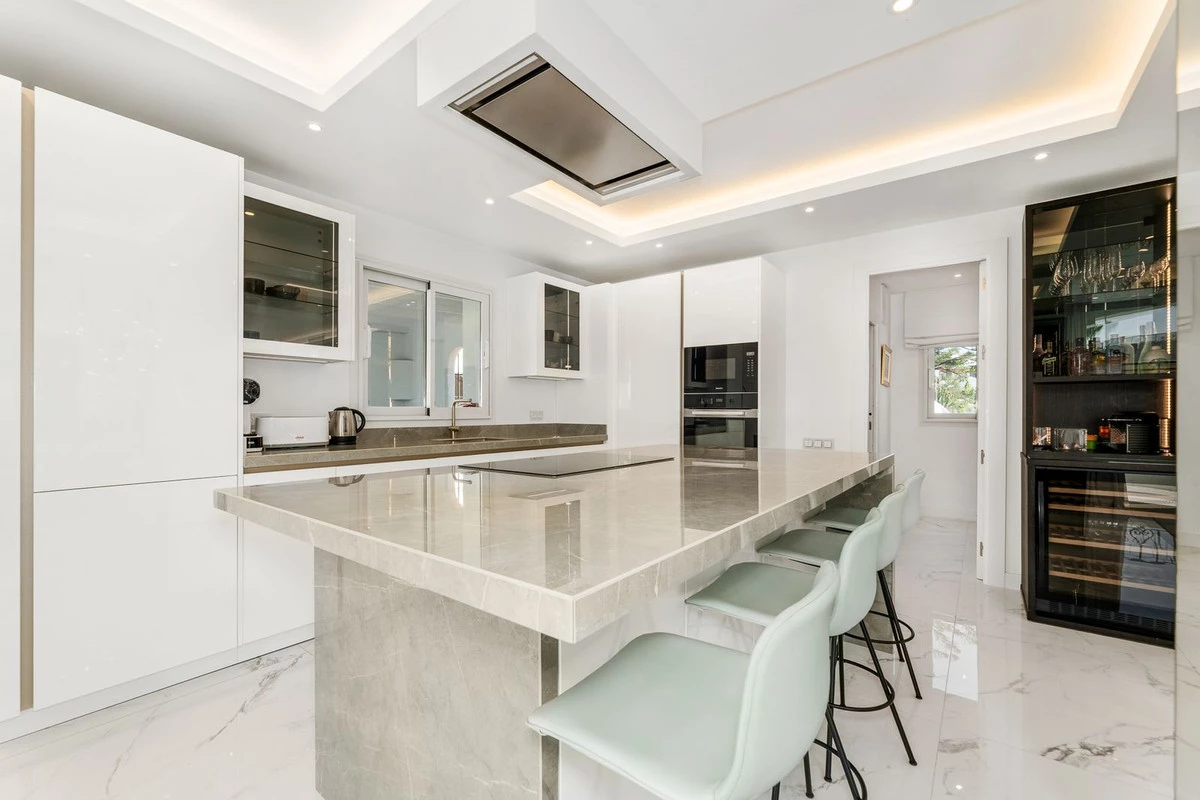 7-aa4cc561180b369757c0bb4af9886cd3