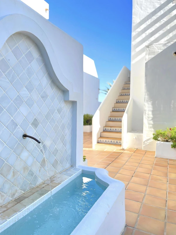 4-c23c0f86247804fa50226aecd8b0b2c8