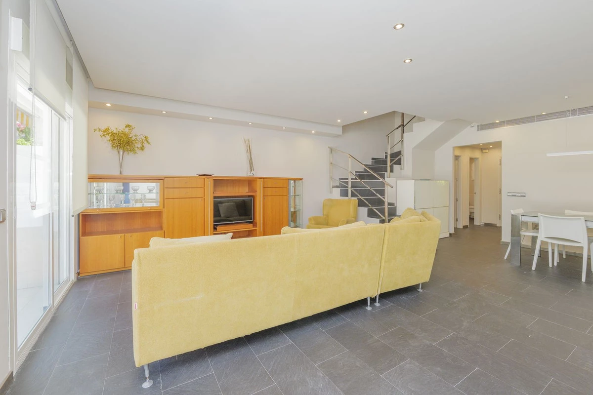 8-e64a9055bba3e77ac8aca3b893cdf826