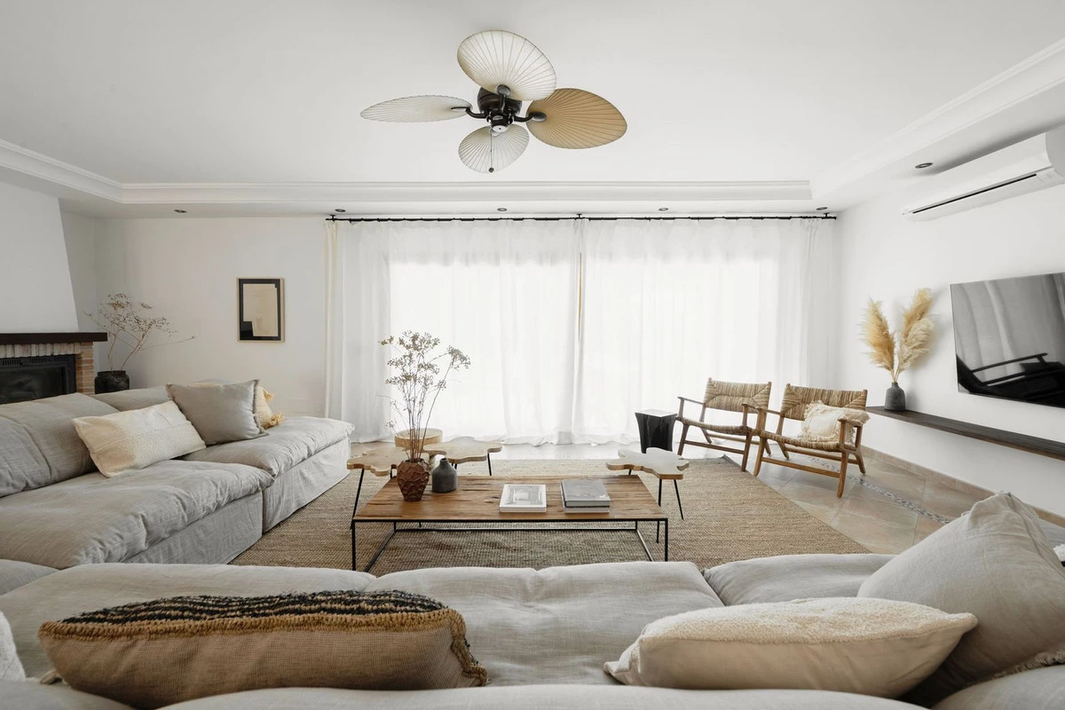 8-e64a9055bba3e77ac8aca3b893cdf826