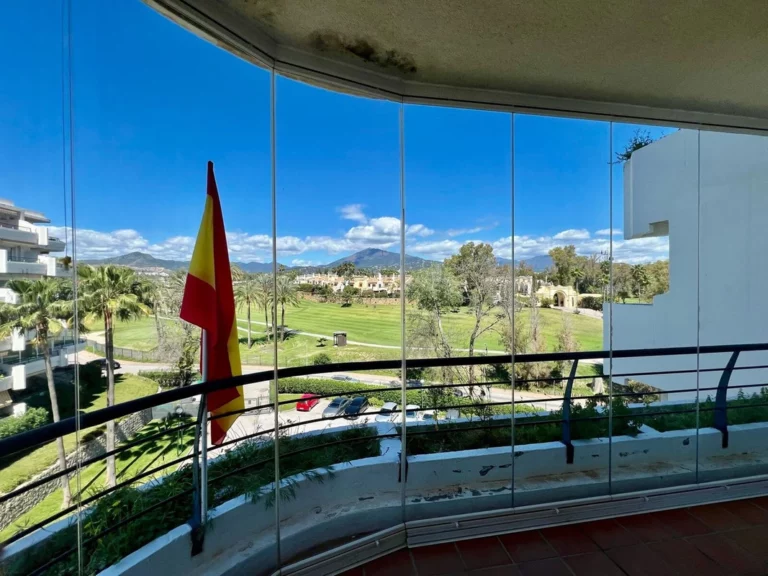 R4708702 | Duplex in Guadalmina Alta – € 899,000 – 4 beds, 4 baths