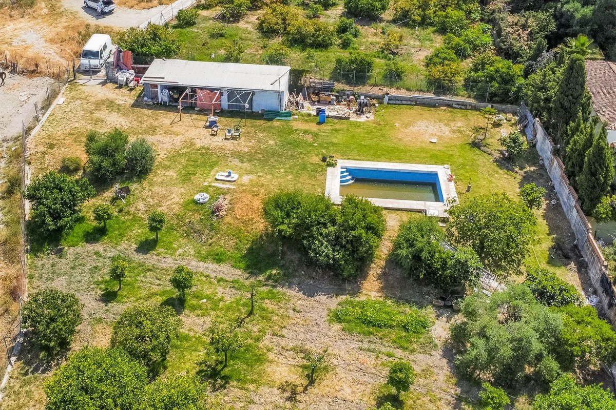 2-5bd7b9d04b45e33852eaf0ec6670150d