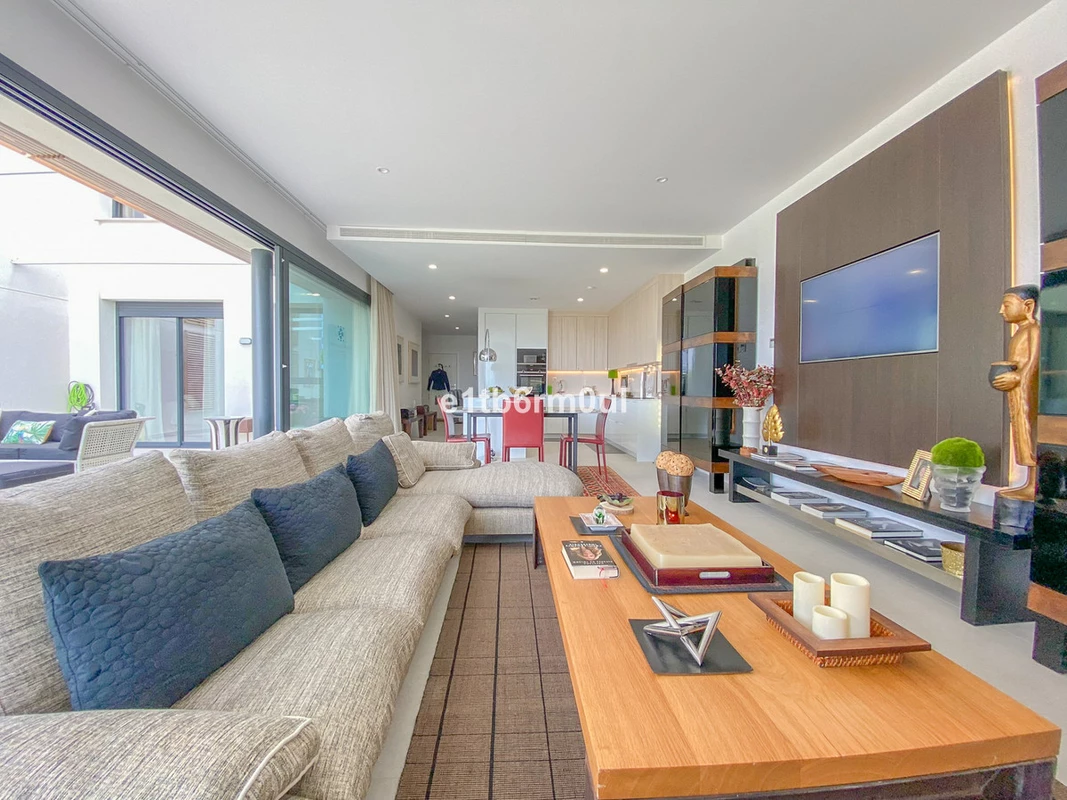 9-467d0cee5b725f3ef65f102a0c2e69c0