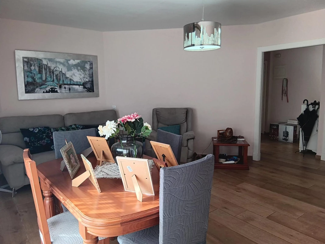 2-5bd7b9d04b45e33852eaf0ec6670150d