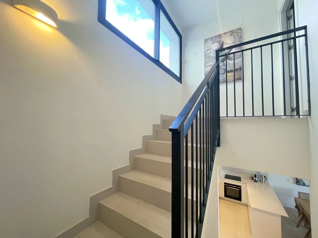 9-467d0cee5b725f3ef65f102a0c2e69c0