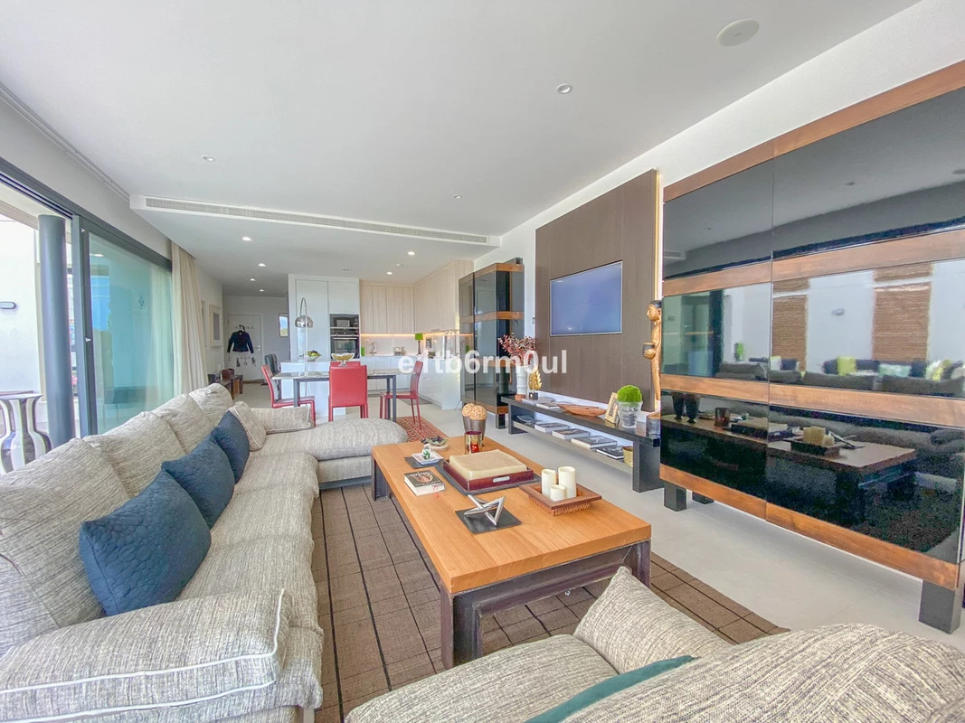 8-e64a9055bba3e77ac8aca3b893cdf826