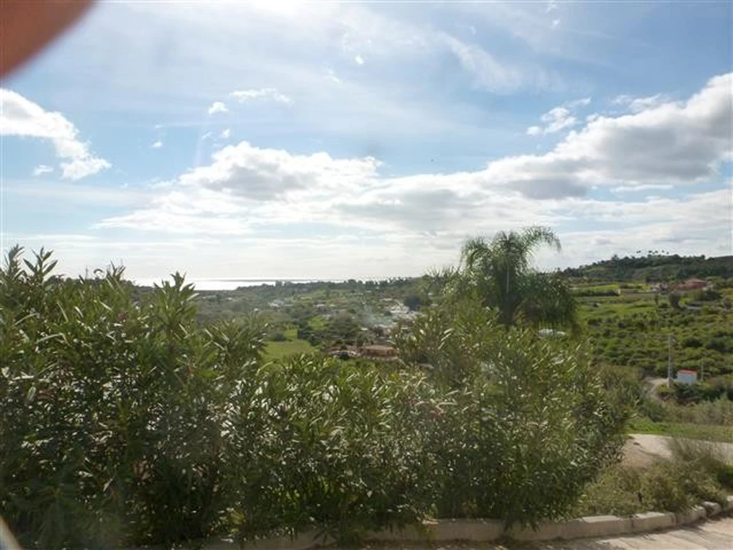 7-aa4cc561180b369757c0bb4af9886cd3