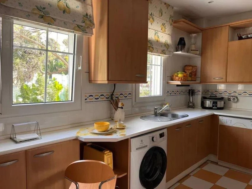 7-aa4cc561180b369757c0bb4af9886cd3