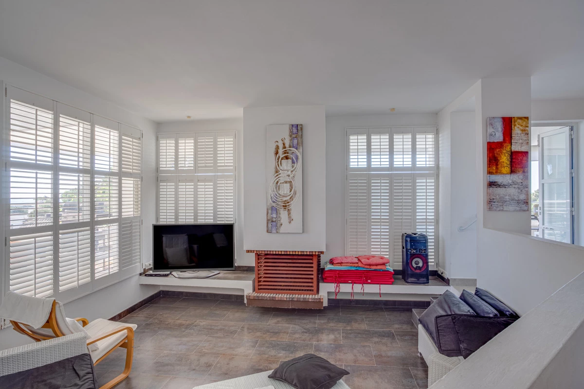 3-e898b2bb2a2fdfd06d2c39894dce8316