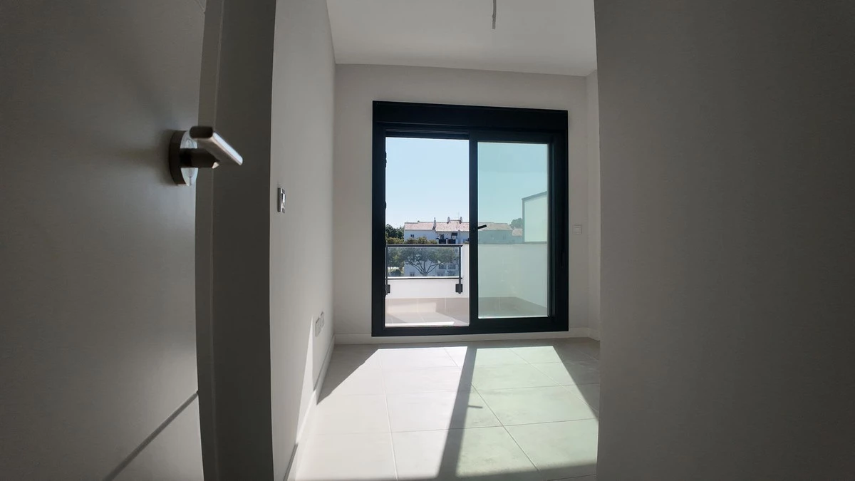 9-467d0cee5b725f3ef65f102a0c2e69c0