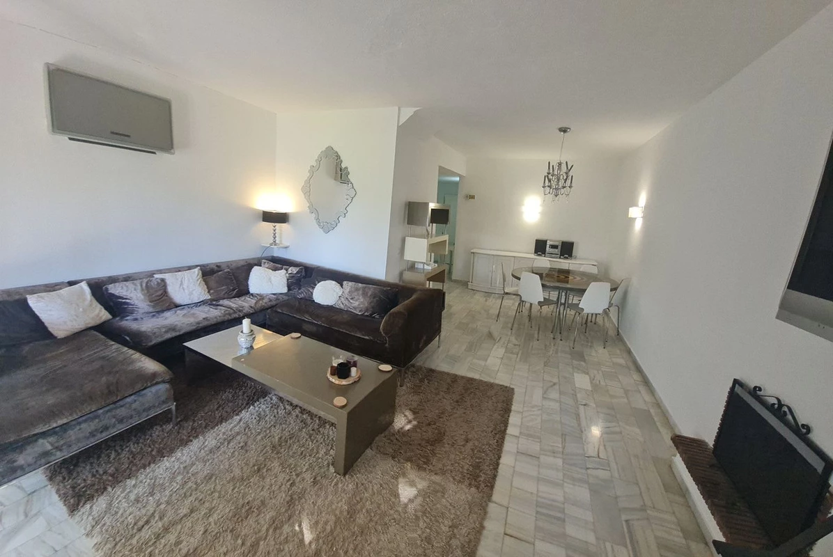 2-5bd7b9d04b45e33852eaf0ec6670150d