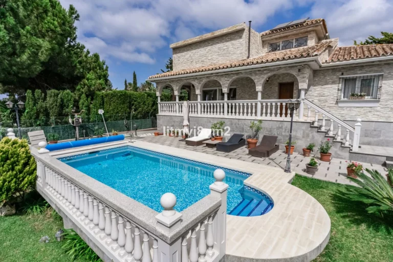 R4747441 | Detached Villa in Artola – € 1,250,000 – 4 beds, 3 baths