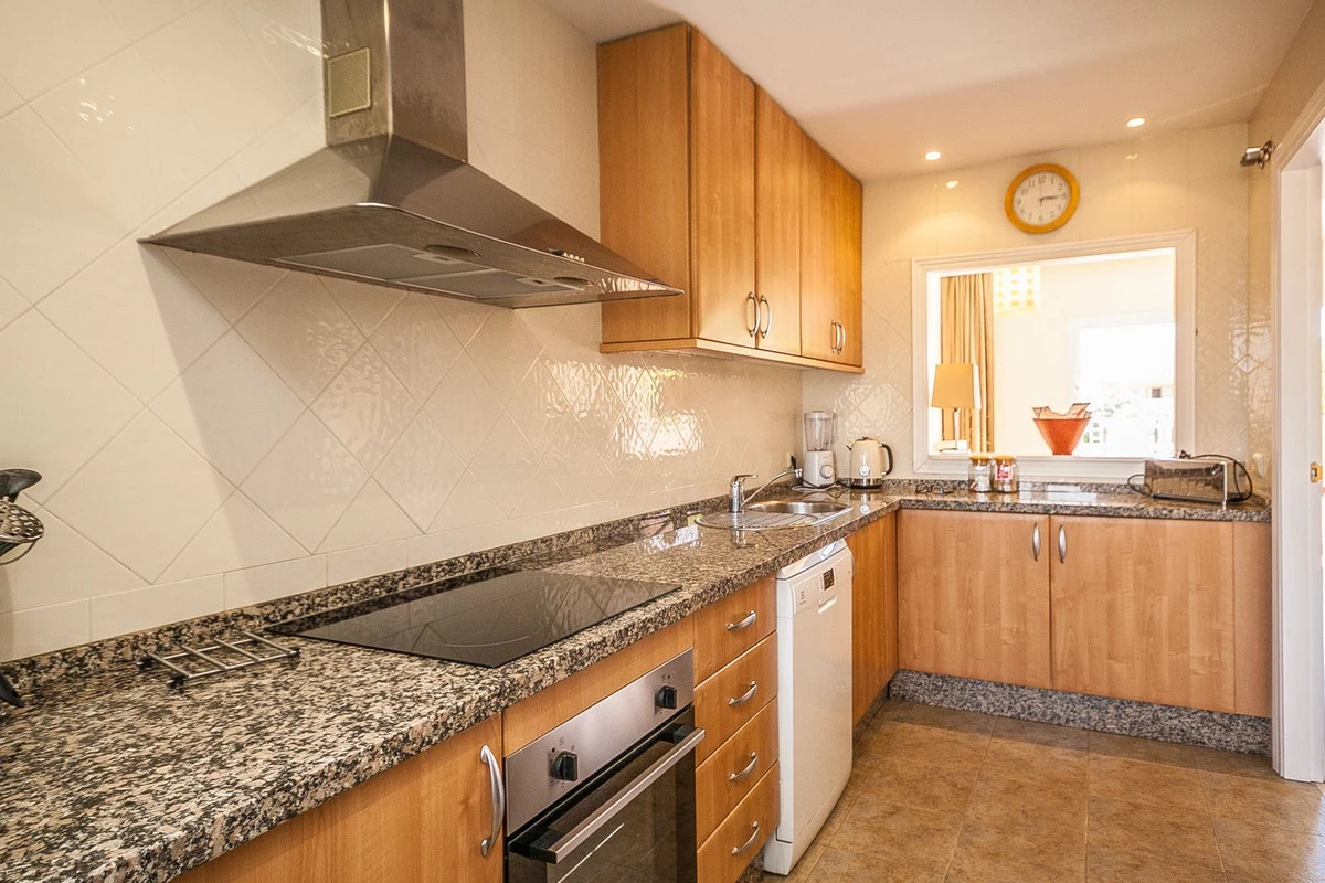 4-c23c0f86247804fa50226aecd8b0b2c8