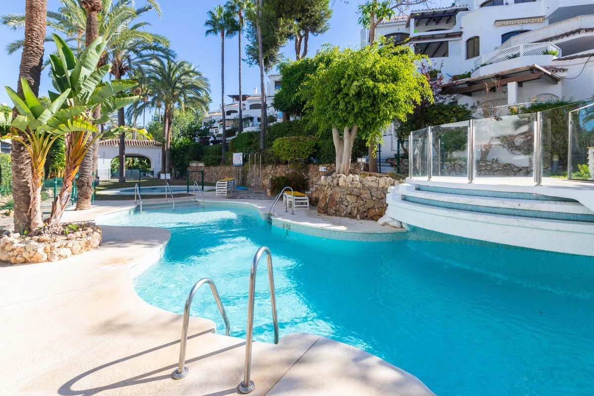 9-467d0cee5b725f3ef65f102a0c2e69c0