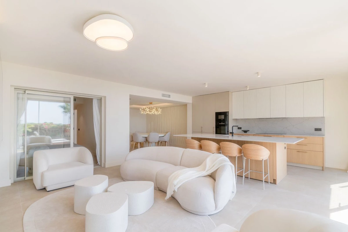 7-aa4cc561180b369757c0bb4af9886cd3