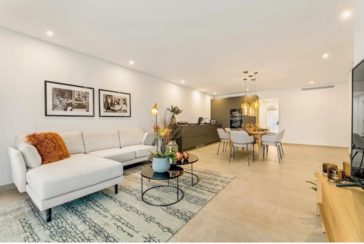 2-5bd7b9d04b45e33852eaf0ec6670150d