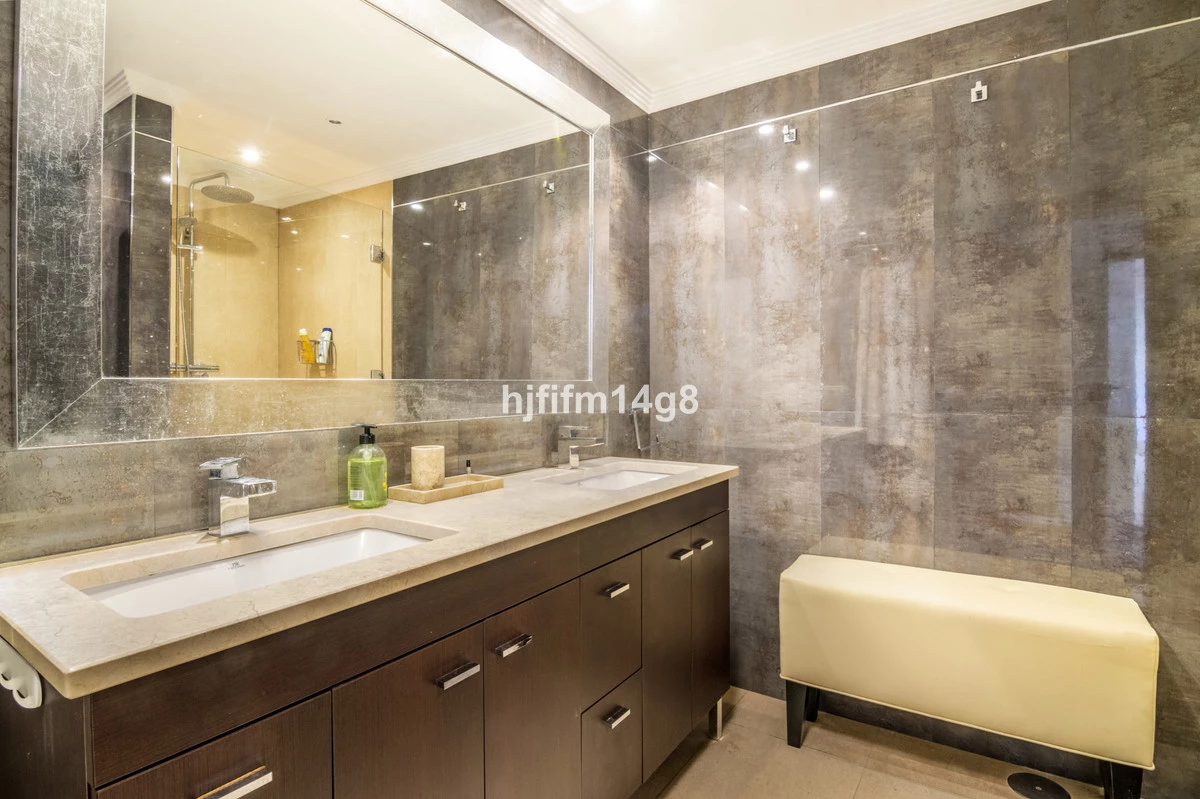 9-467d0cee5b725f3ef65f102a0c2e69c0