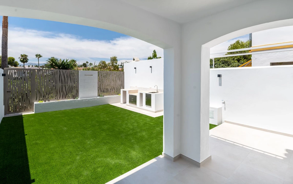 3-e898b2bb2a2fdfd06d2c39894dce8316