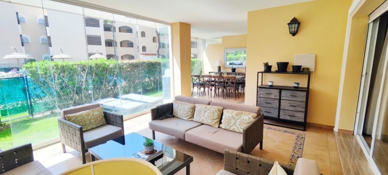 R4800775 | Ground Floor Apartment in Elviria – € 597,000 – 3 beds, 2 baths