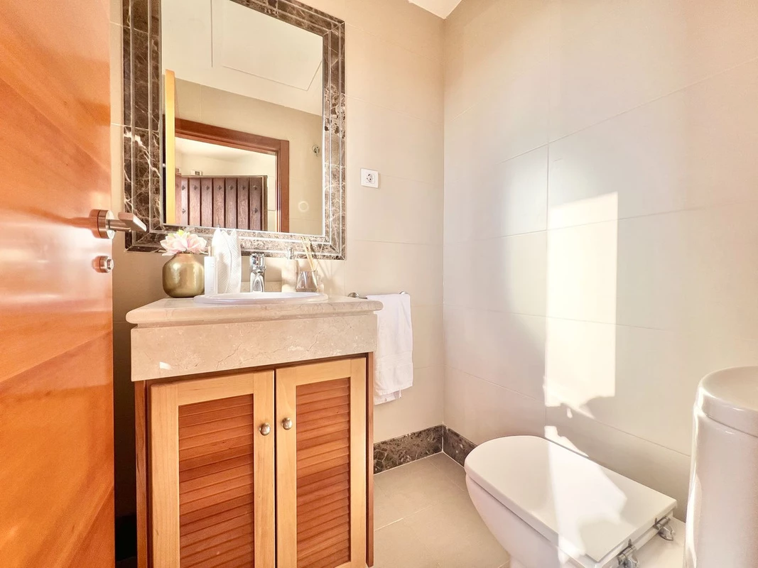 7-aa4cc561180b369757c0bb4af9886cd3