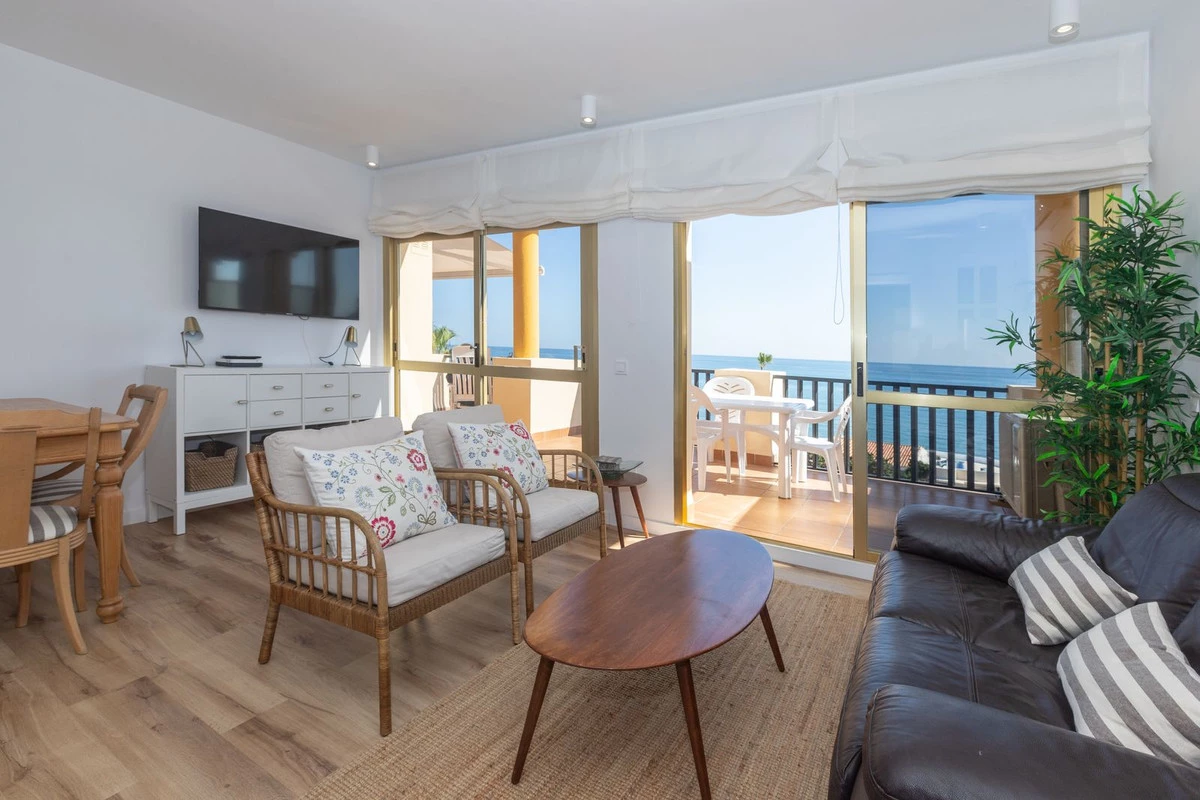 3-e898b2bb2a2fdfd06d2c39894dce8316