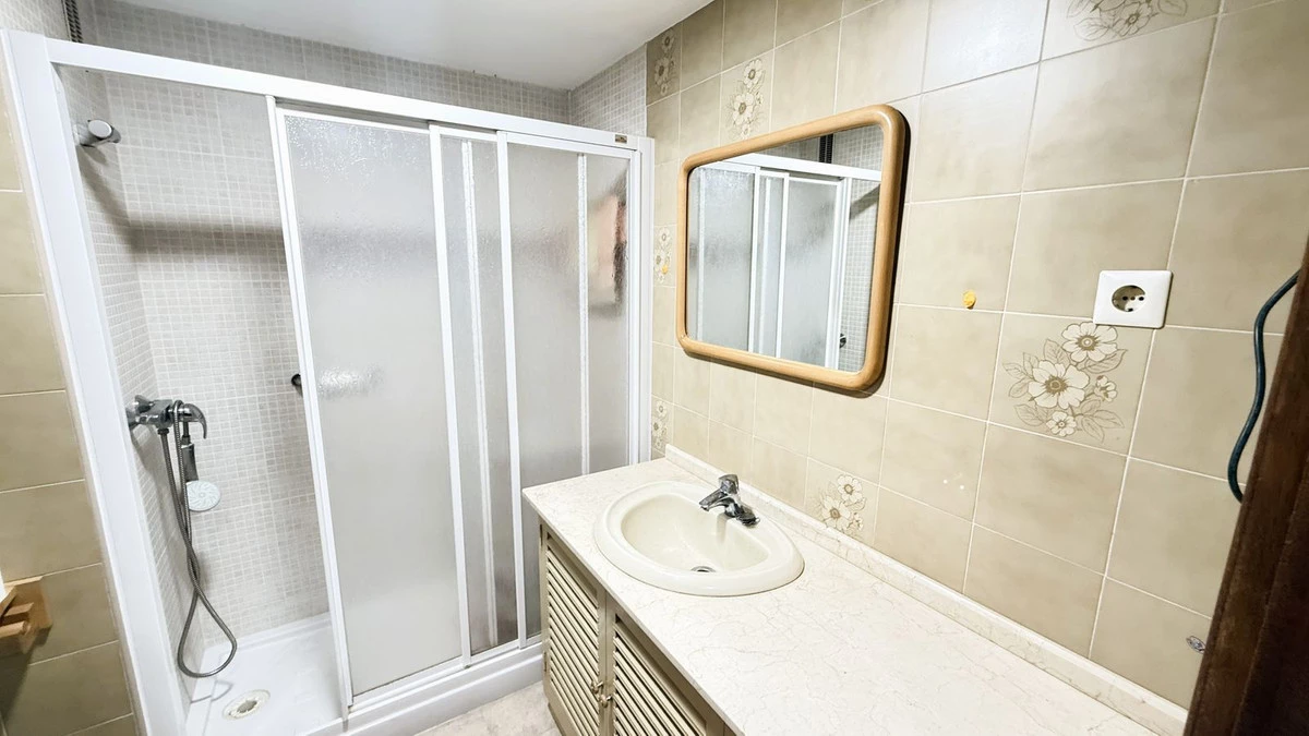 9-467d0cee5b725f3ef65f102a0c2e69c0