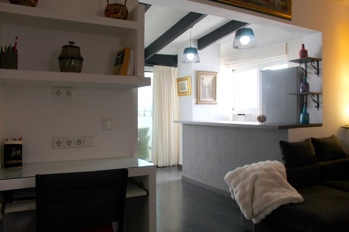 8-e64a9055bba3e77ac8aca3b893cdf826