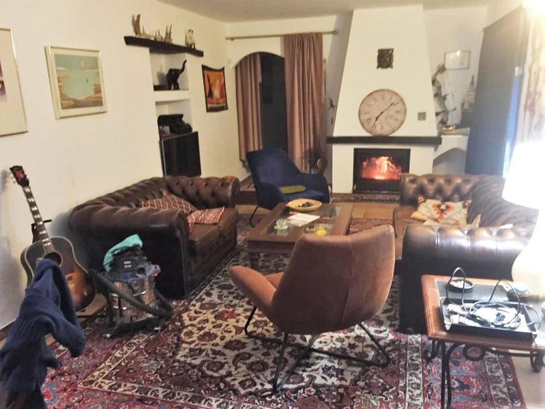 8-e64a9055bba3e77ac8aca3b893cdf826