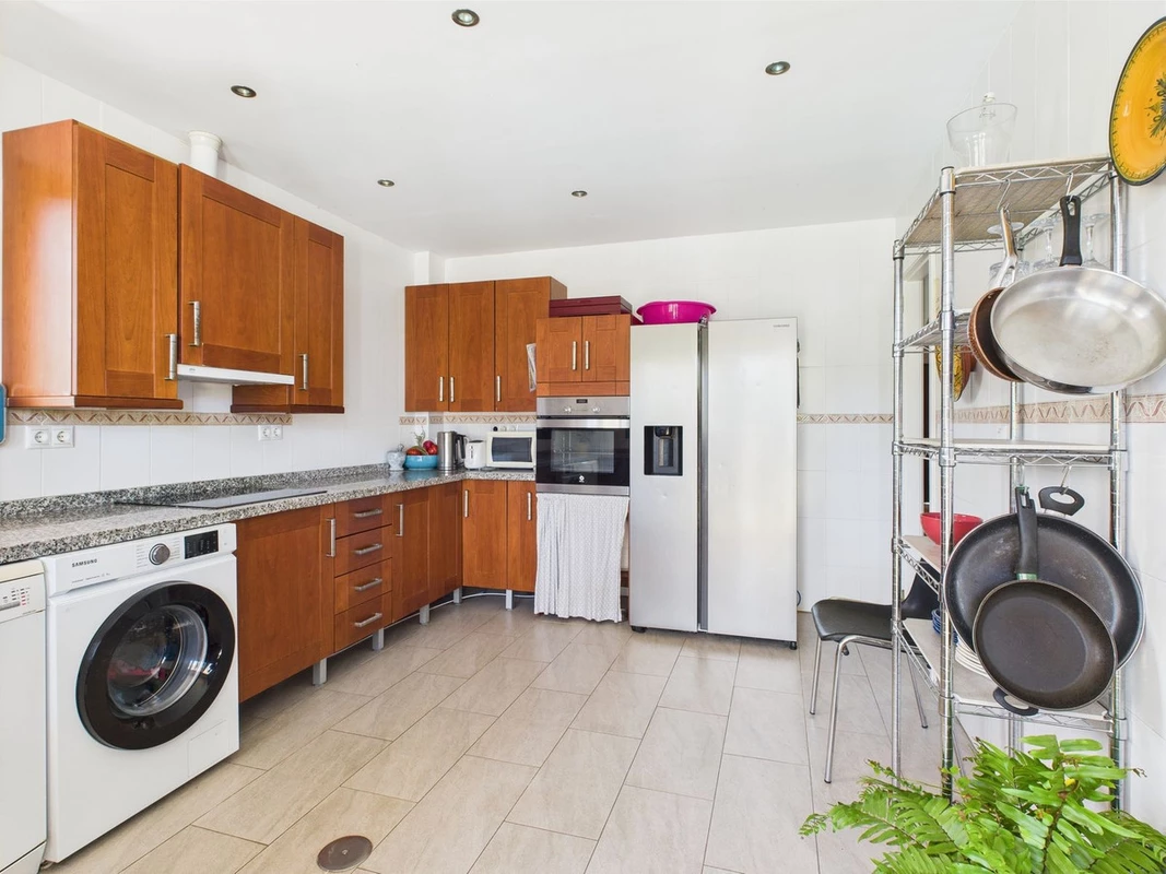 8-e64a9055bba3e77ac8aca3b893cdf826