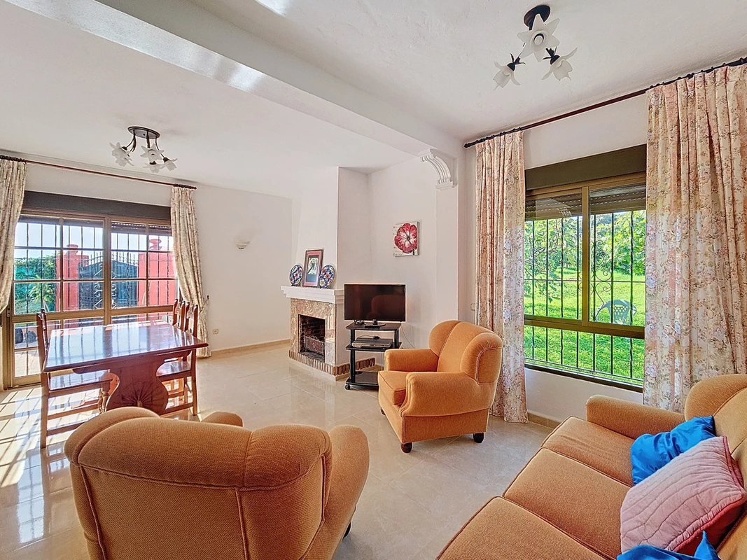 4-c23c0f86247804fa50226aecd8b0b2c8