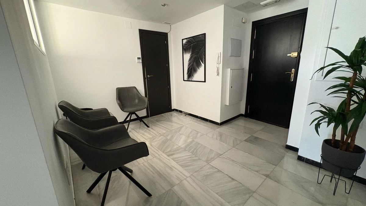 2-5bd7b9d04b45e33852eaf0ec6670150d