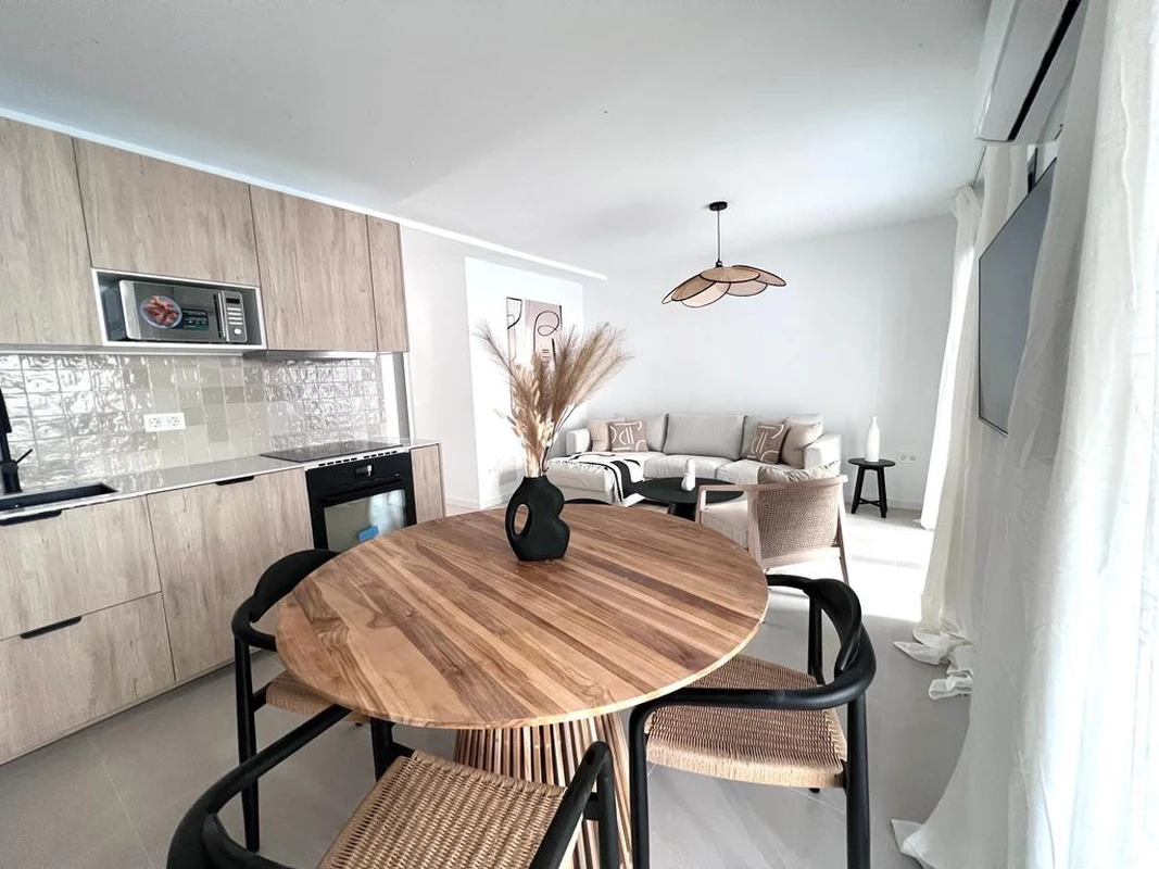 4-c23c0f86247804fa50226aecd8b0b2c8