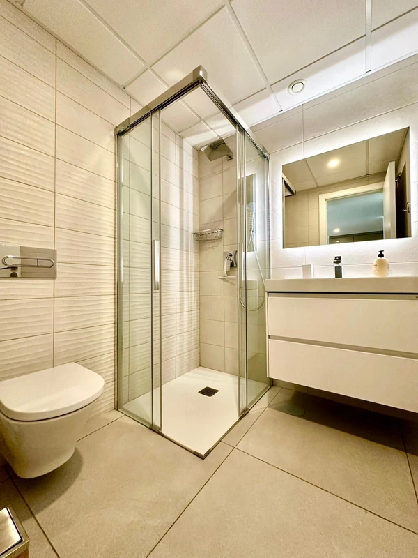 8-e64a9055bba3e77ac8aca3b893cdf826