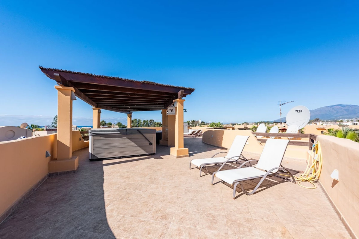 9-467d0cee5b725f3ef65f102a0c2e69c0