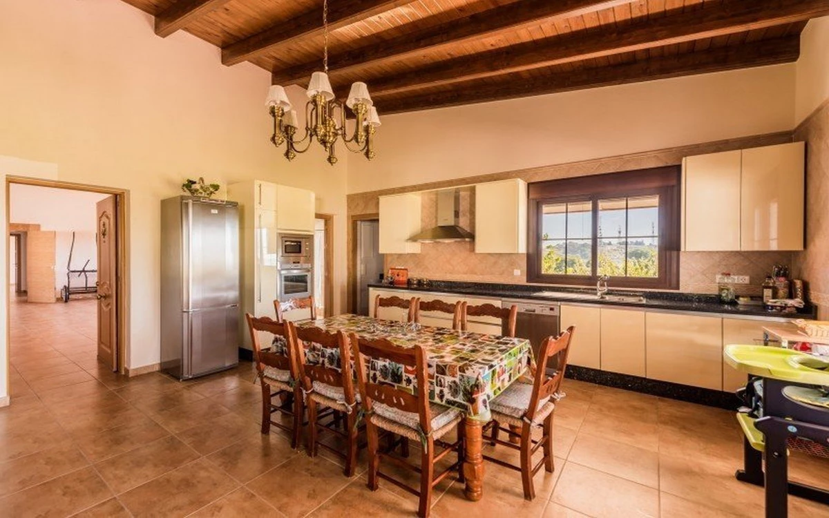 7-aa4cc561180b369757c0bb4af9886cd3