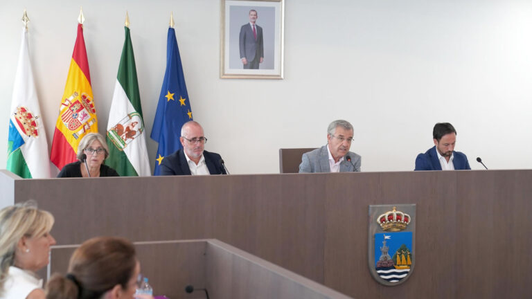 The Plenary approves the procedure that makes it possible to carry out the largest IBI reduction in Estepona after achieving zero debt