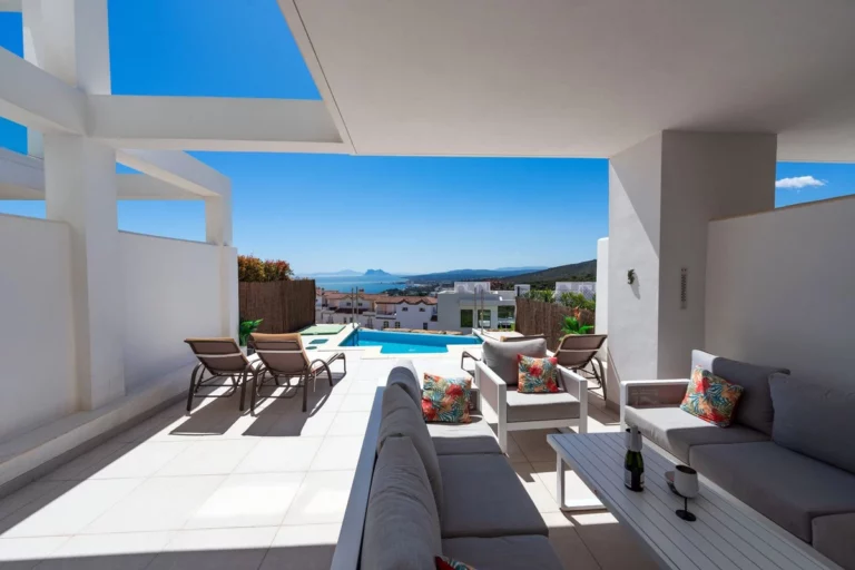 R5006989 | Townhouse in Manilva – € 799,000 – 4 beds, 3 baths