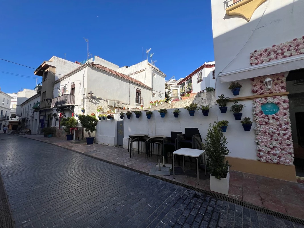 7-aa4cc561180b369757c0bb4af9886cd3